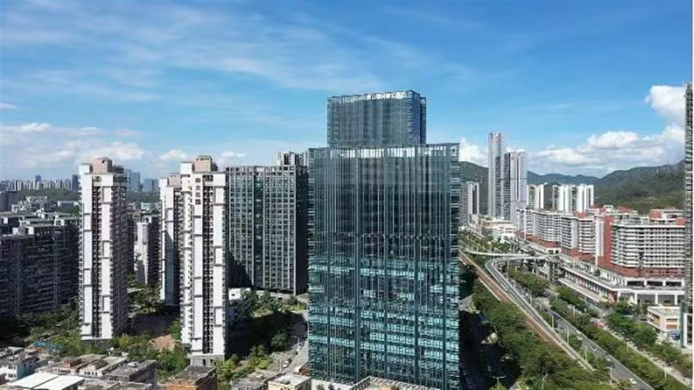 UA潮街（寶能城西區(qū)商鋪）|均價約130000元/平