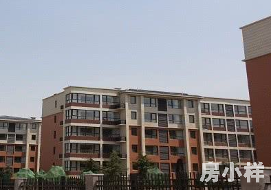 在深圳買商品房好還是小產權房好？