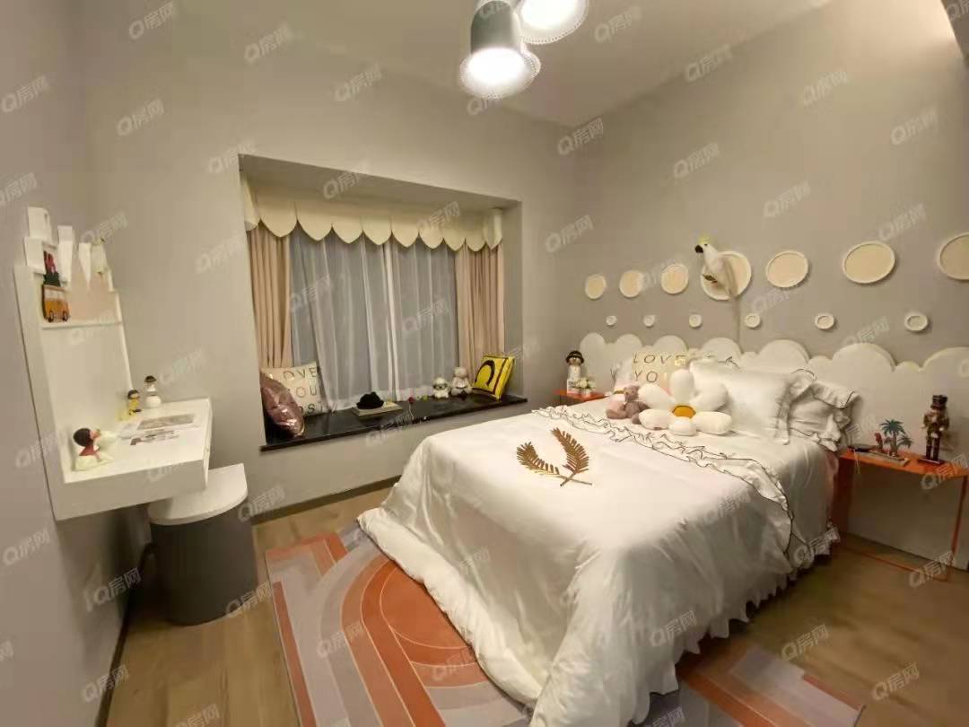 富基云山湖鏡，悅湖花園-均價31000元/平