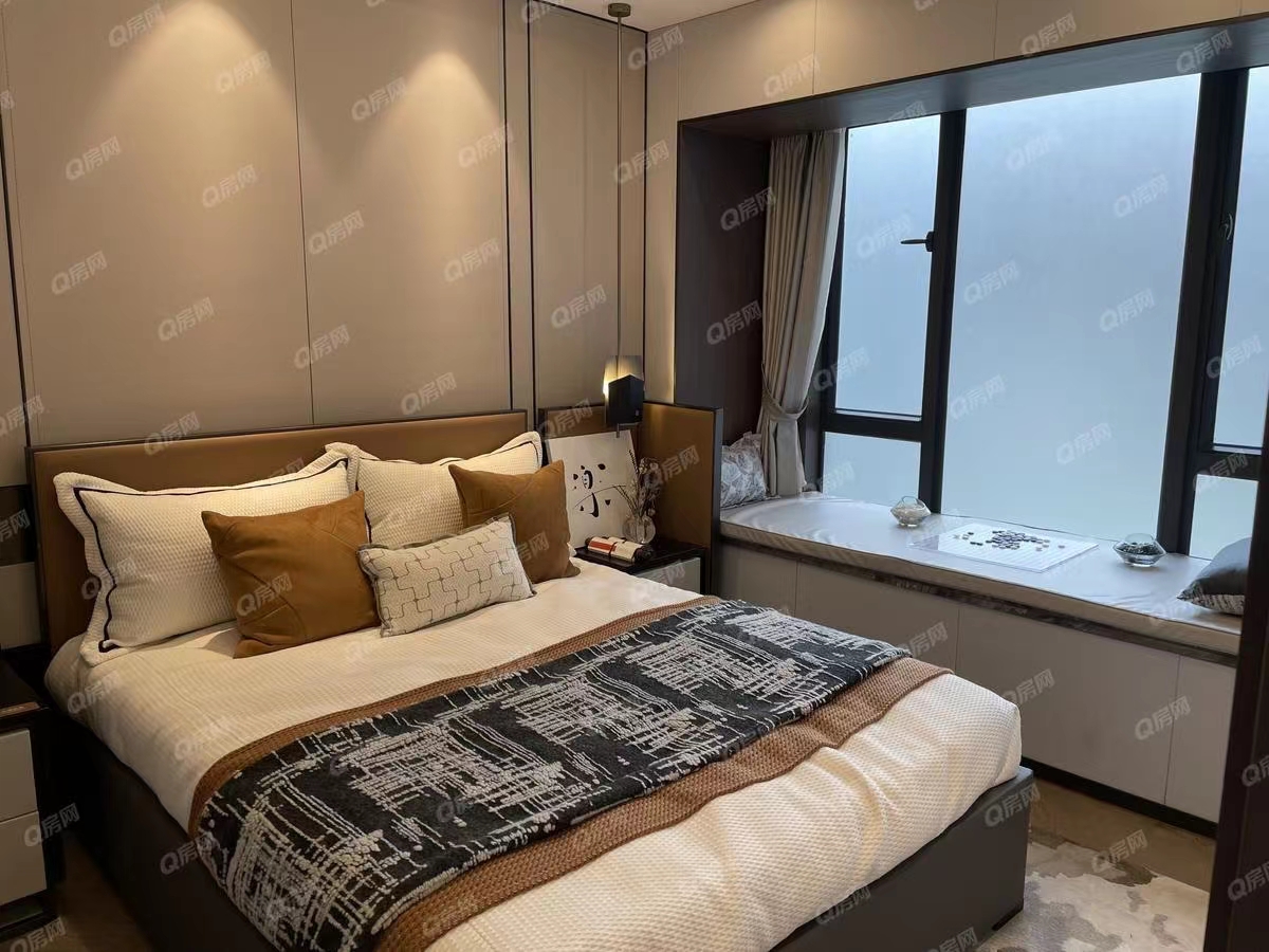 海倫堡玖悅云府-均價(jià)10500元/平