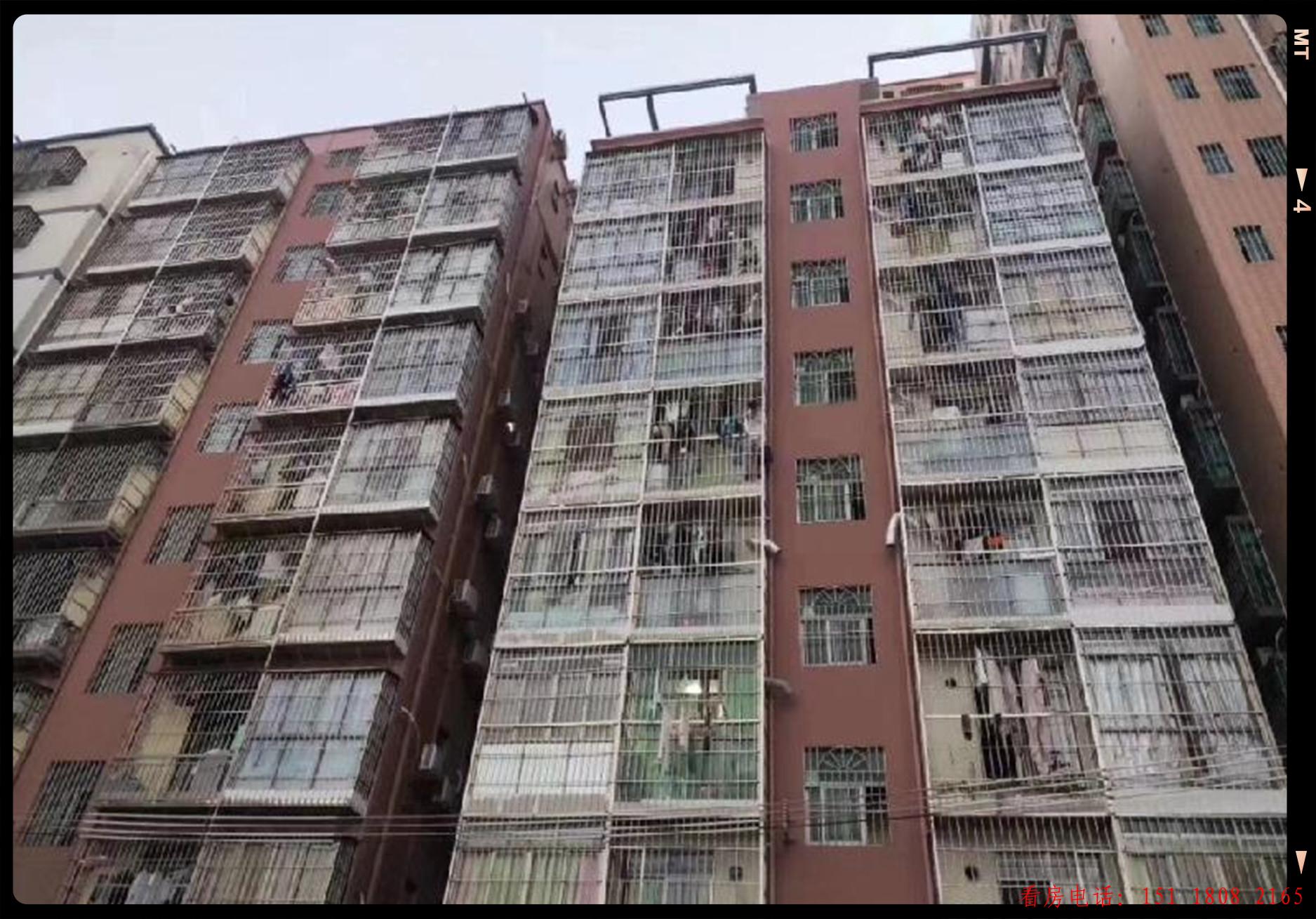 而不必冒著風(fēng)險(xiǎn)購(gòu)買沒有保障的小產(chǎn)權(quán)房