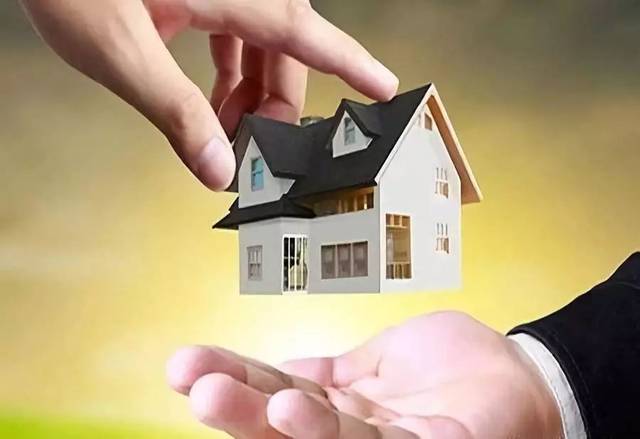 無產(chǎn)權證的回遷房是可以轉(zhuǎn)的女兒的名下