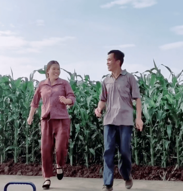 畢竟在村里務農大半輩子也沒住過樓房