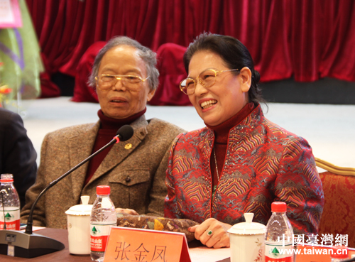 雙新村村民張金鳳一家剛剛搬過(guò)第三次家