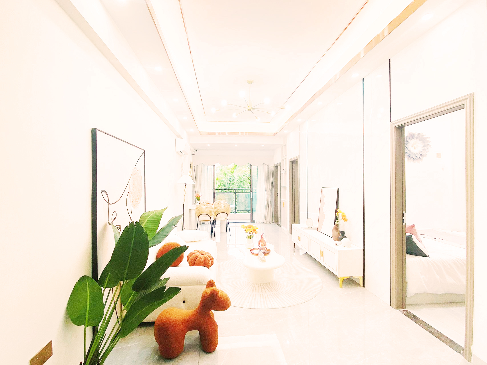 深圳石巖小產權房| 蔚藍花城 ，34.8萬/套